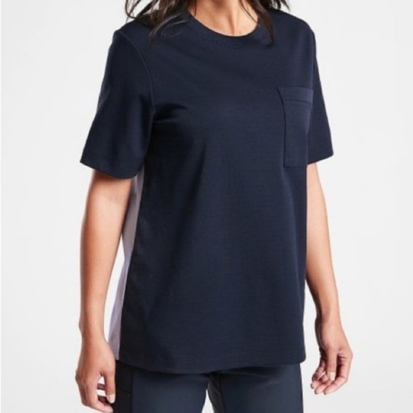 Athleta Size XL Navy Blue & Light Blue Gallery Tee Shirt, Gently Used Condition - Picture 2 of 15